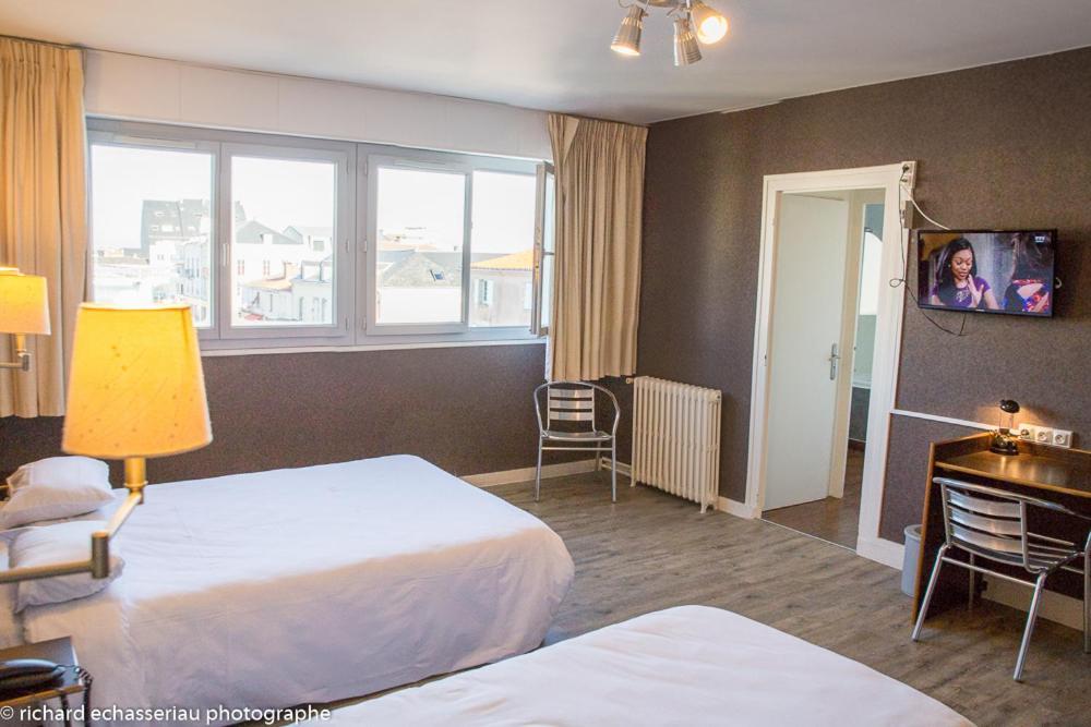Hotel De La Vendee 라로츠수르욘 외부 사진